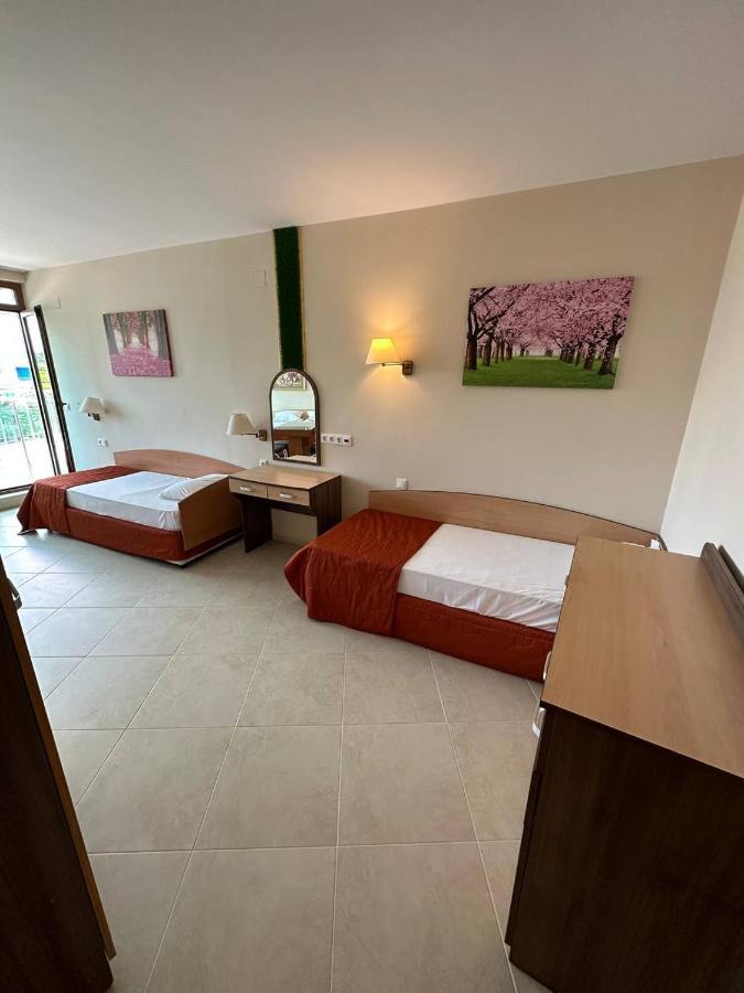 Briz Beach Apartments - Section B Sunny Beach Ngoại thất bức ảnh