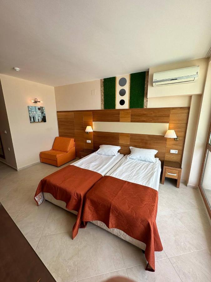 Briz Beach Apartments - Section B Sunny Beach Ngoại thất bức ảnh